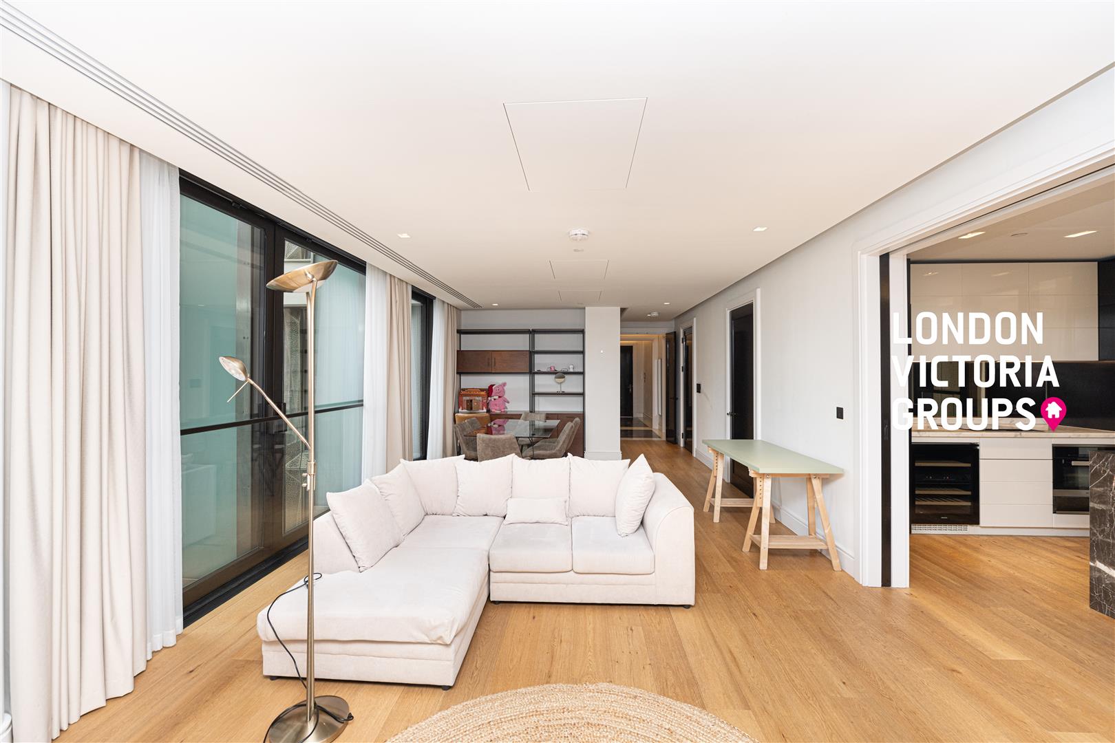 5 Belvedere Road, LONDON